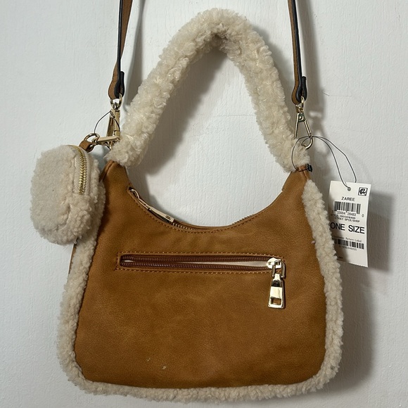 INC INTERNATIONAL CONCEPTS ZAREE FAUX FUR SHOULDER BAG IN TAN COLOUR - Picture 4 of 11
